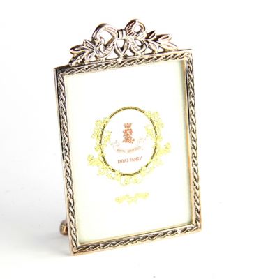 vertical frame with ribbon, art 0117900
