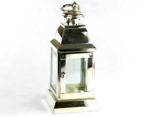 medium lantern, art 0126700