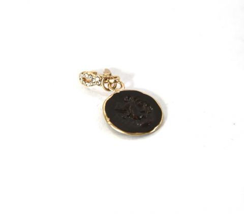 pendant with small coin, art 0769200