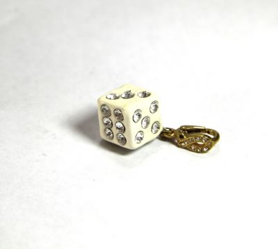 white good-luck charm dice, art 076890W