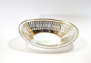 small oval basket (at least 2pieces), art 9240700