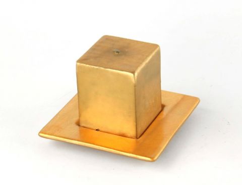 square golden plate with candle, art 9800004