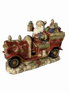 santa claus by car with gifts, art 0890504